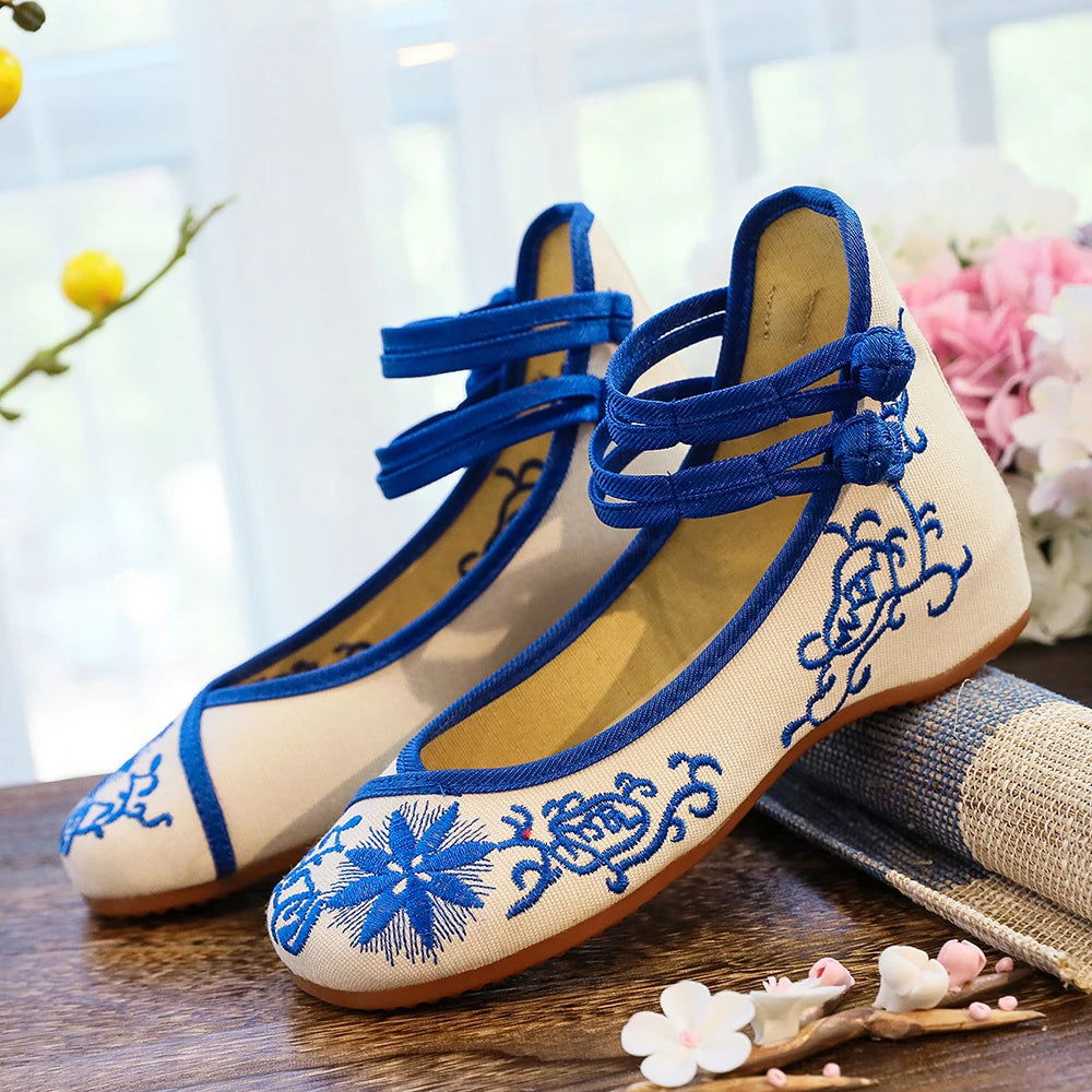 Spring Floral Embroidered Flat Shoes