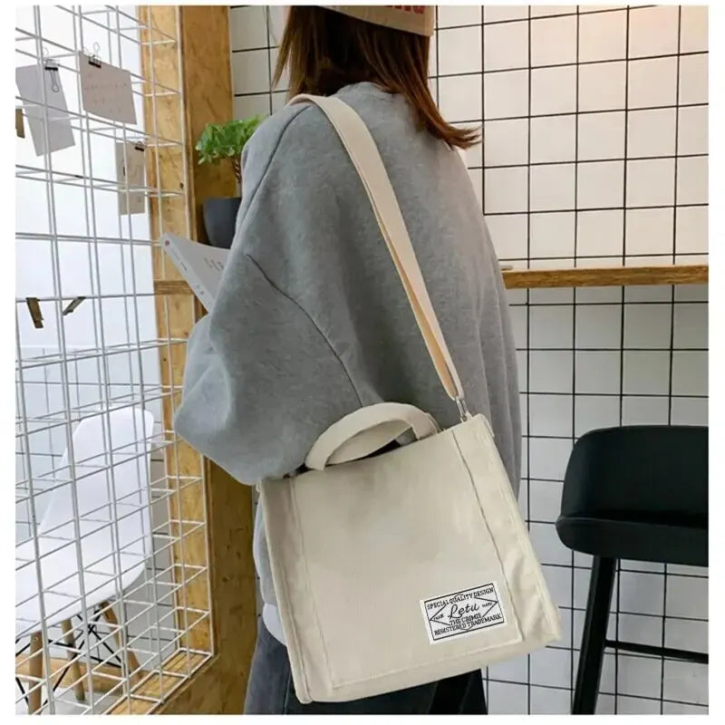 Fashionable Small Square Bag