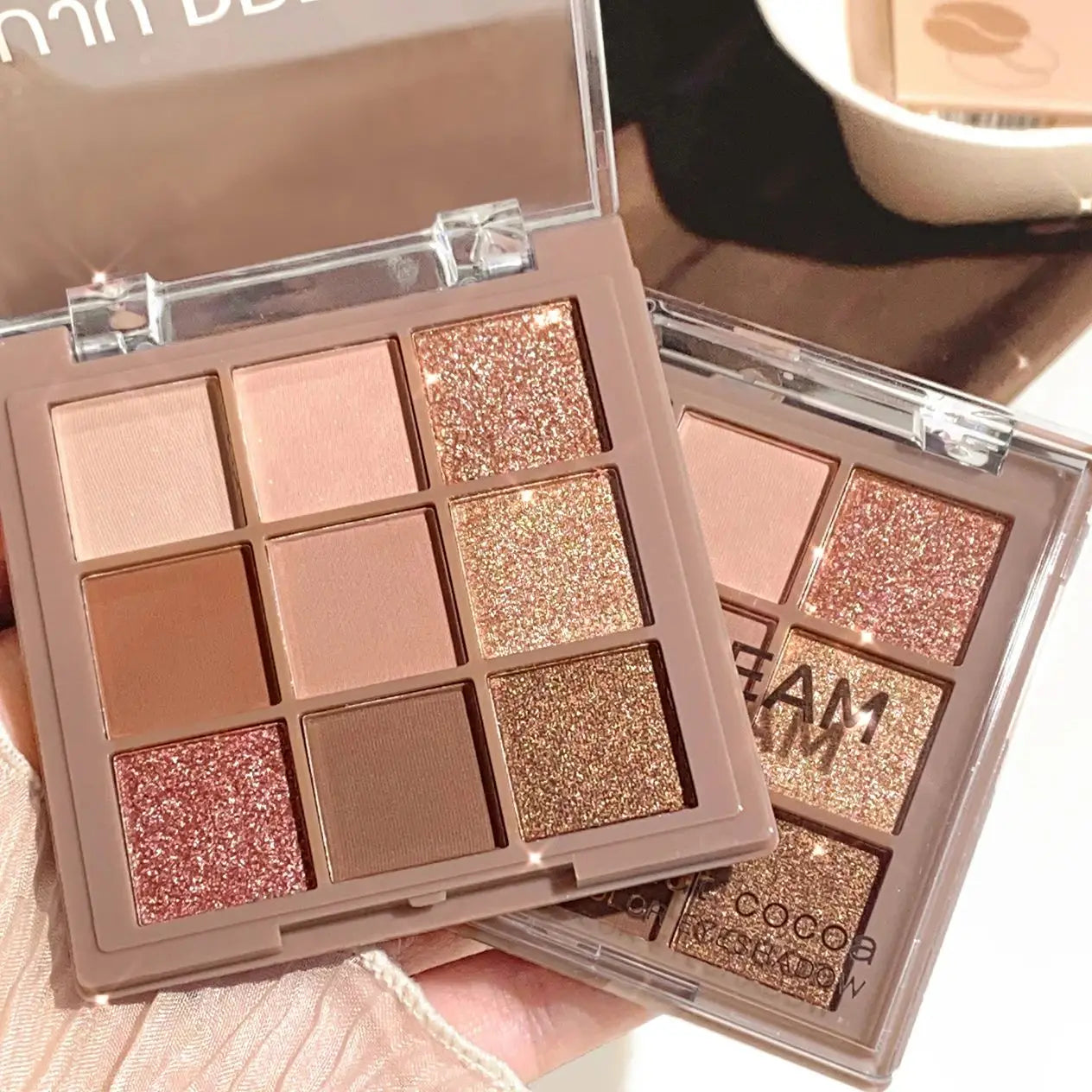 9 Colors Sakura Christmas Eyeshadow Palette