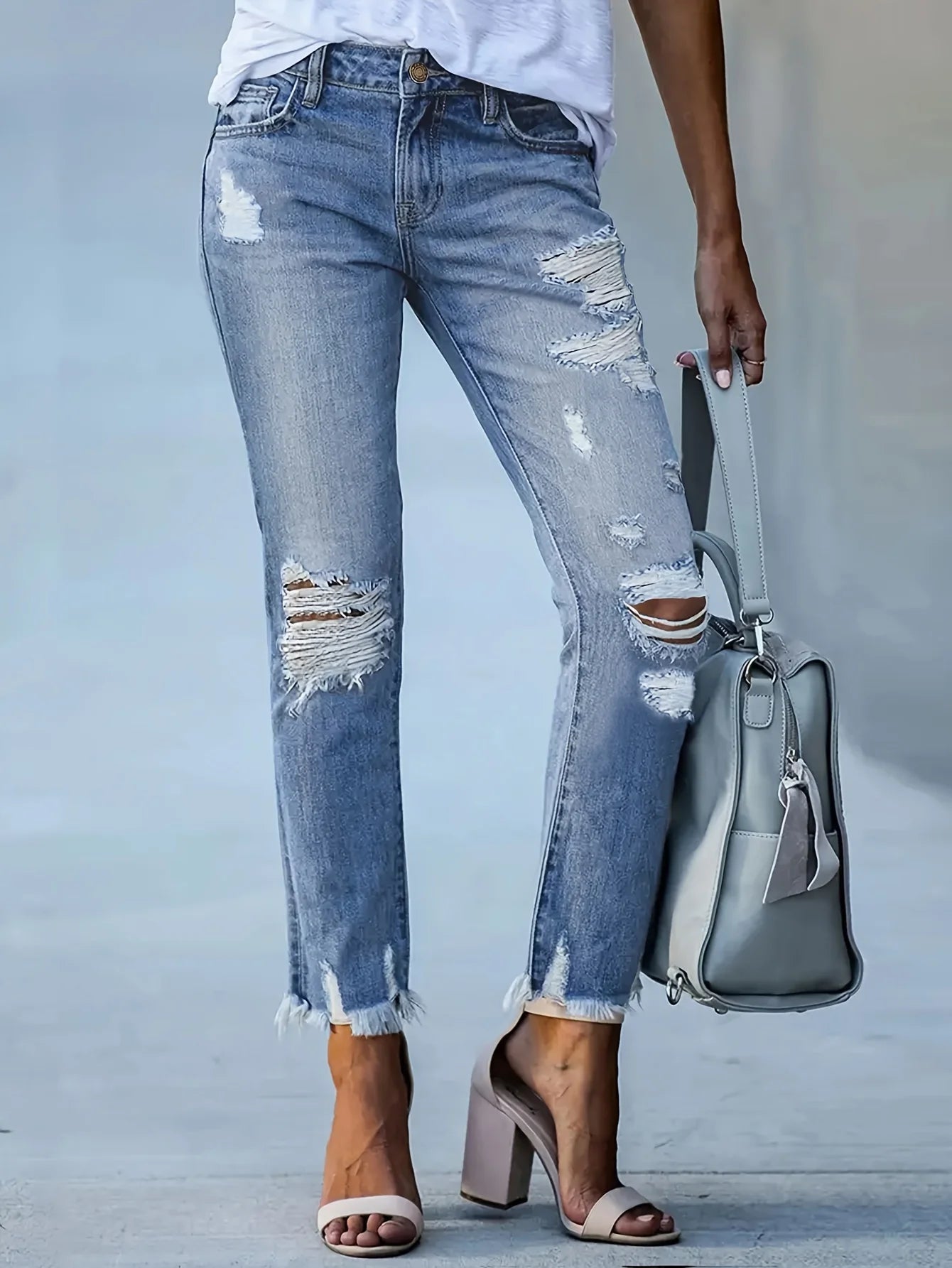 Simple Ripped Skinny Jeans